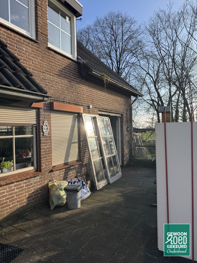 Oude kozijnen verwijderd